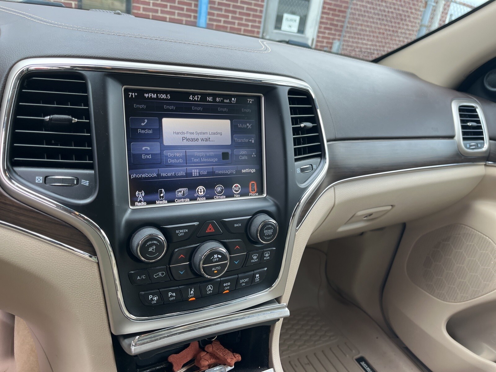 2017 Jeep Grand Cherokee Overland photo 3