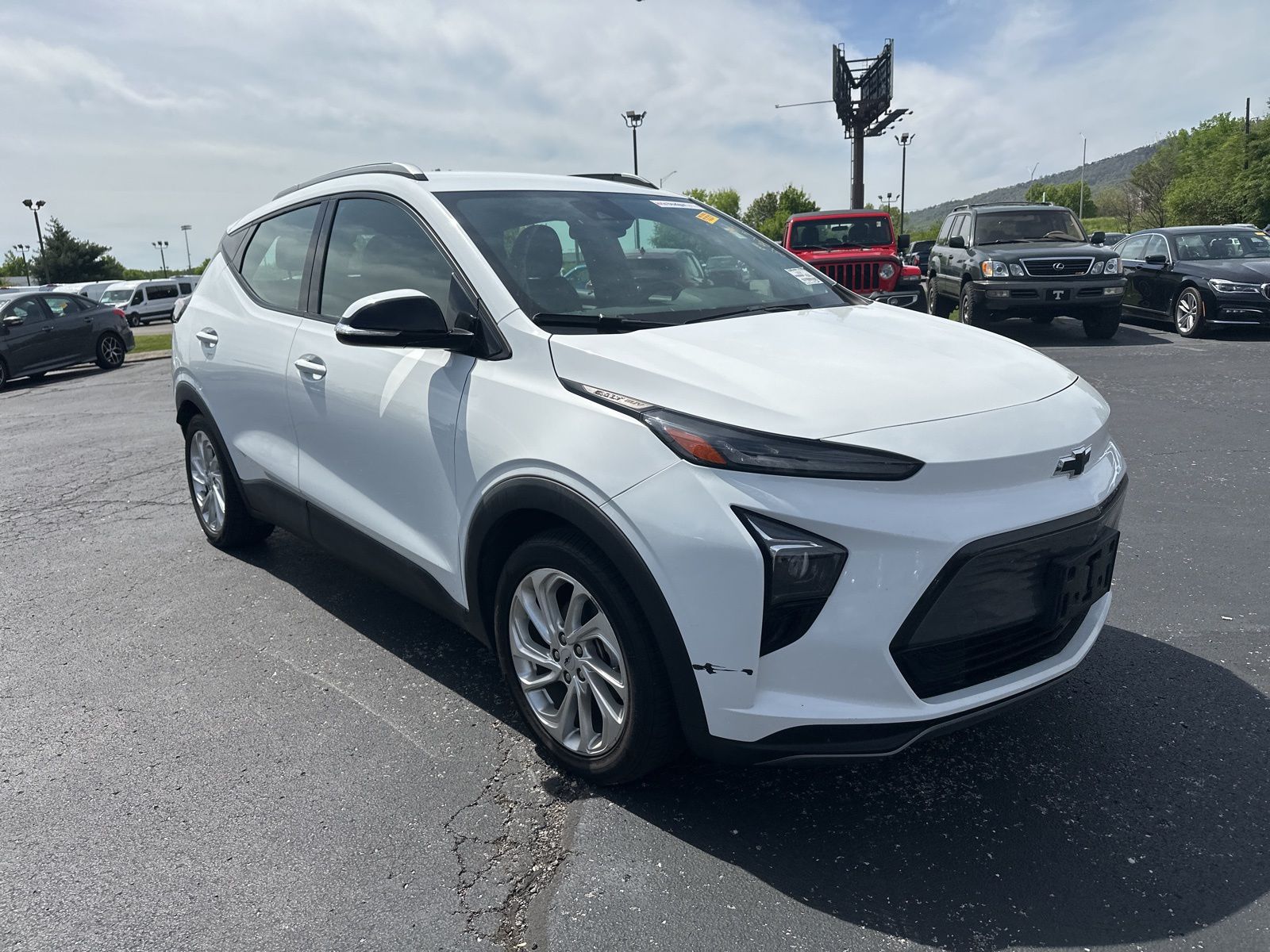 Used 2023 Chevrolet Bolt EUV LT with VIN 1G1FY6S09P4148405 for sale in Chattanooga, TN