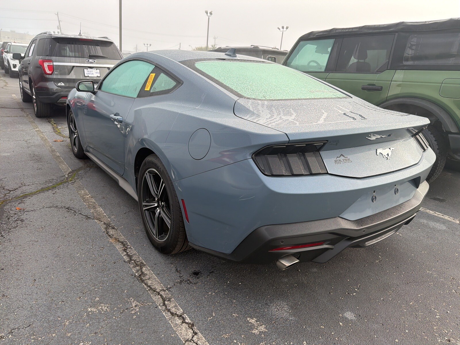 2025 Ford Mustang EcoBoost photo 4