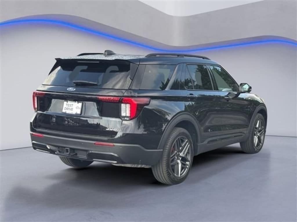 Certified 2025 Ford Explorer ST-Line SUV