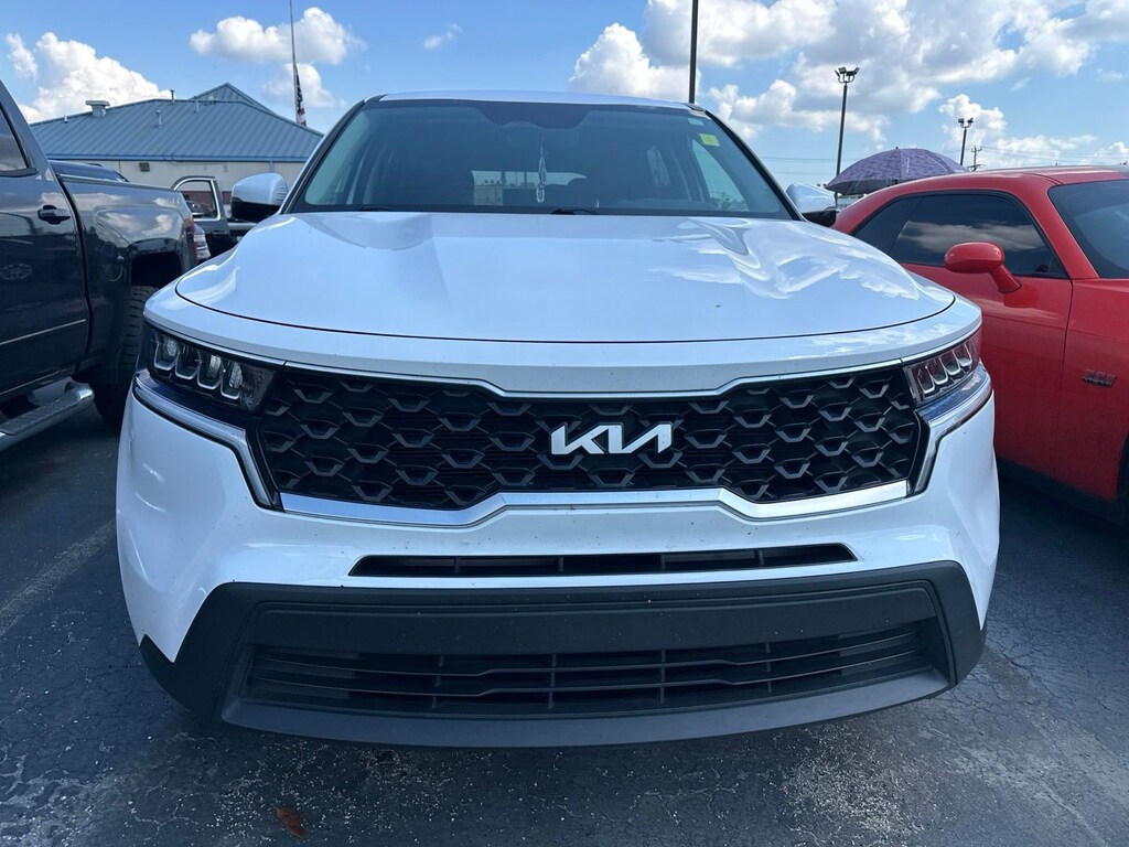 Certified 2023 Kia Sorento LX SUV
