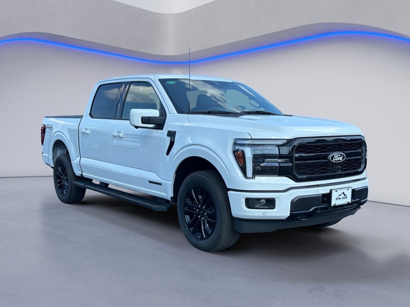 2025 Ford F-150 Lariat photo 3