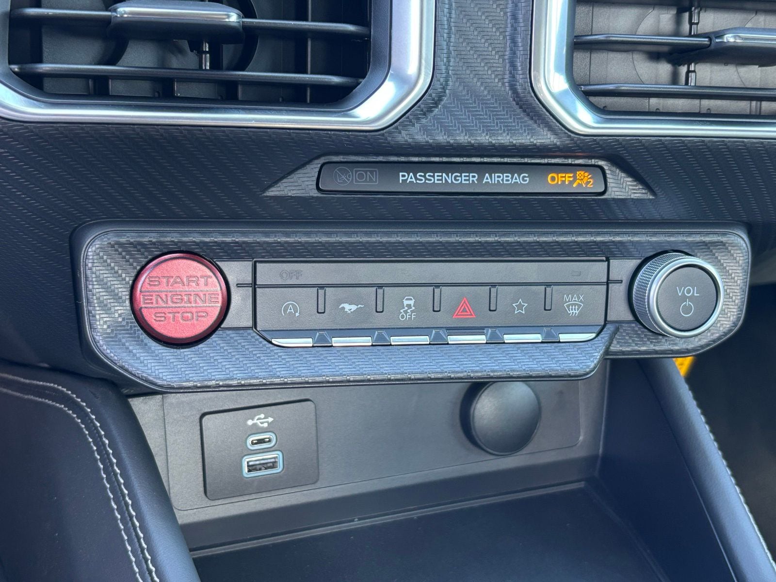 2025 Ford Mustang GT Premium Fastback - Photo 23