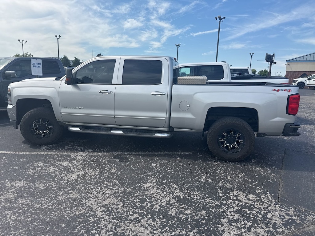 Used 2017 Chevrolet Silverado 1500 LT LT1 Truck