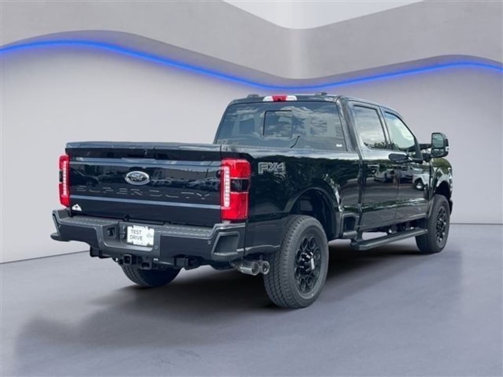 New 2026 Ford F-250 Lariat Truck Crew Cab