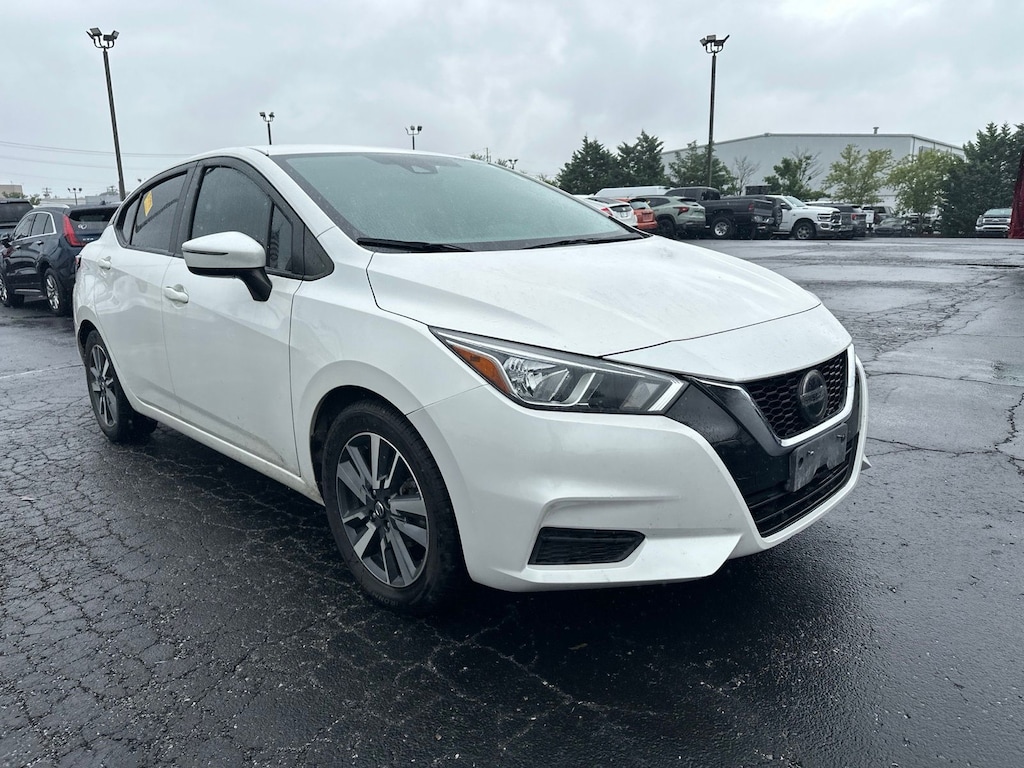 Certified 2020 Nissan Versa 1.6 SV Sedan