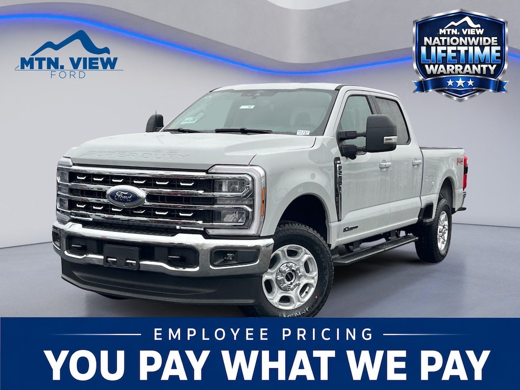 New 2026 Ford F-250 XLT Truck Crew Cab