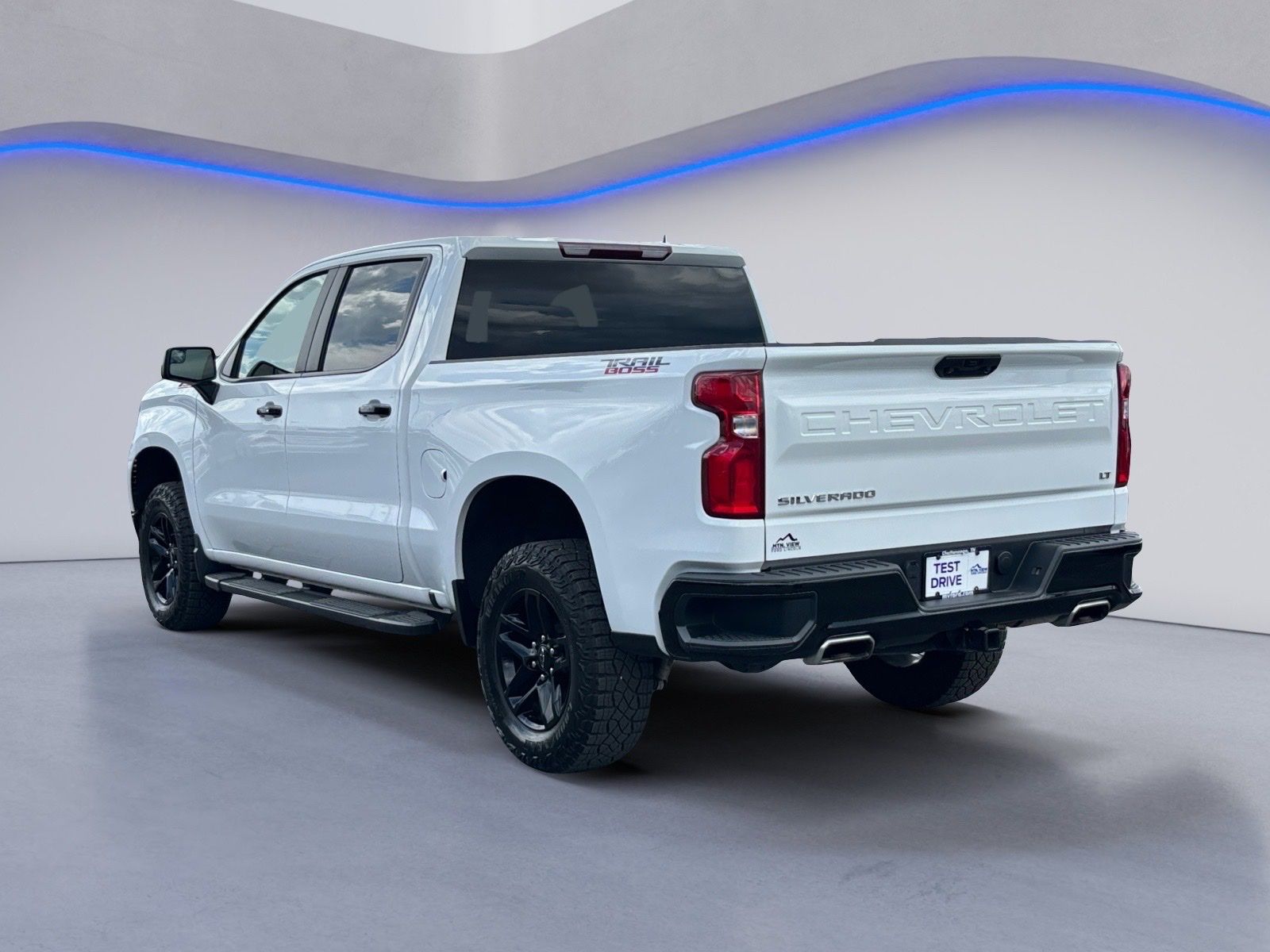 2024 Chevrolet Silverado 1500 LT Trail Boss - Photo 11
