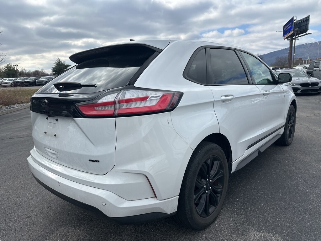 Used 2023 Ford Edge SE SUV