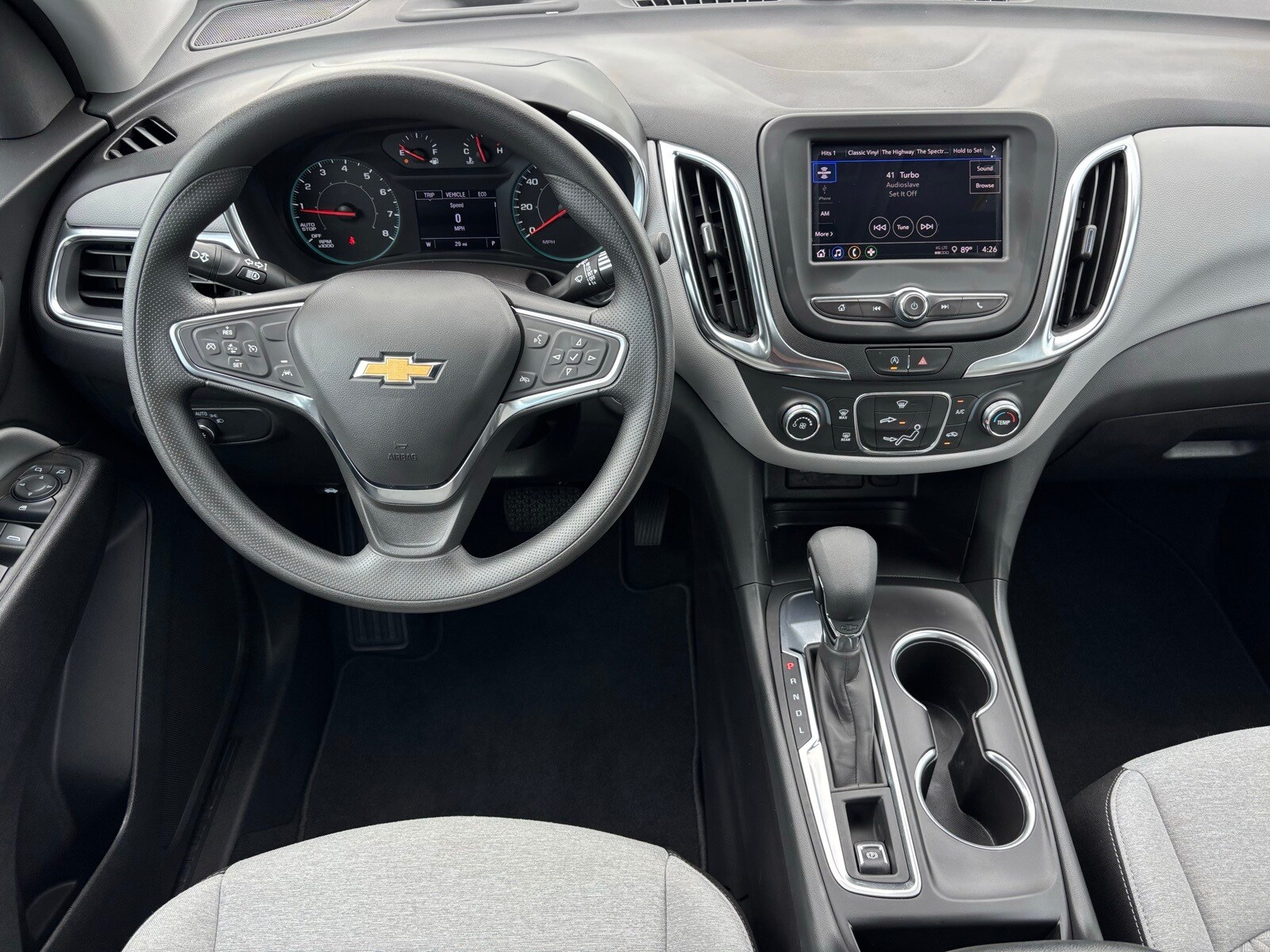 2024 Chevrolet Equinox LS photo 3