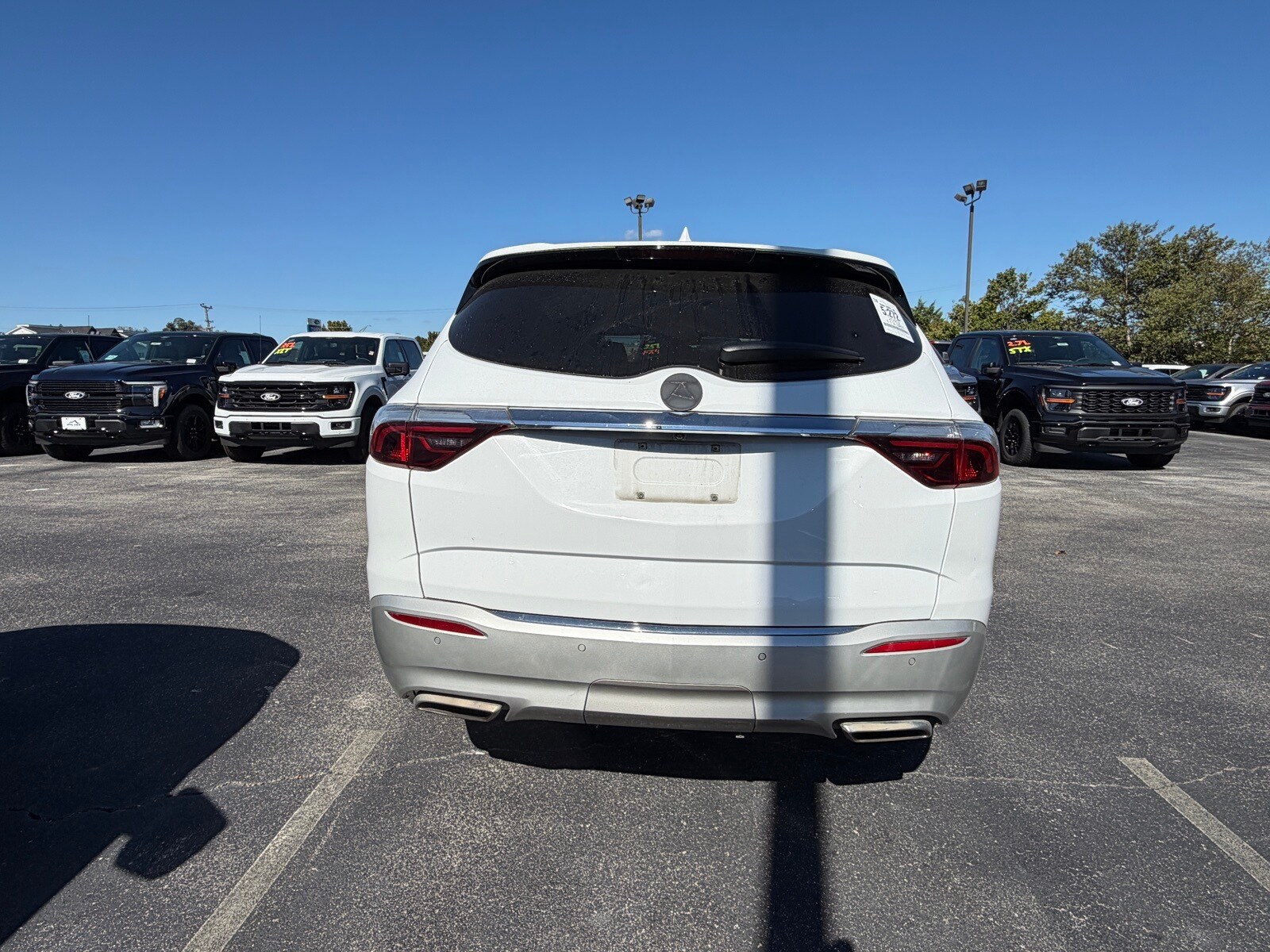 2023 Buick Enclave Essence photo 4