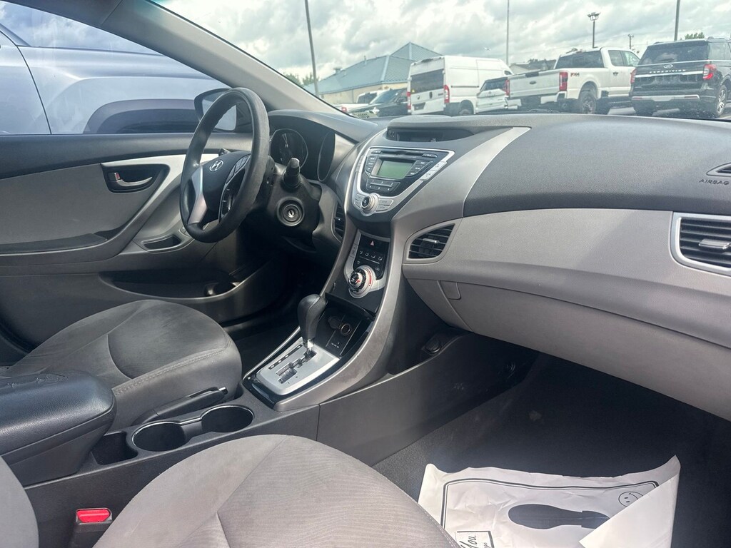Used 2011 Hyundai Elantra GLS Sedan