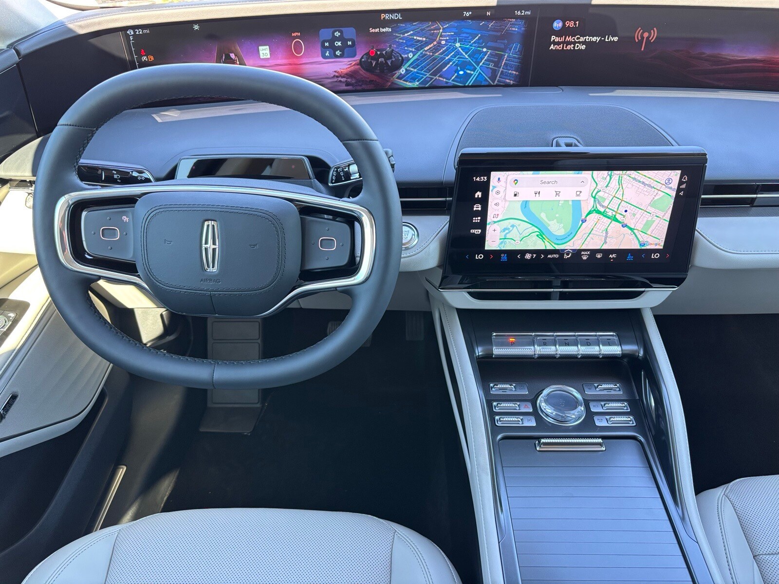 2026 Lincoln Nautilus Premiere photo 3