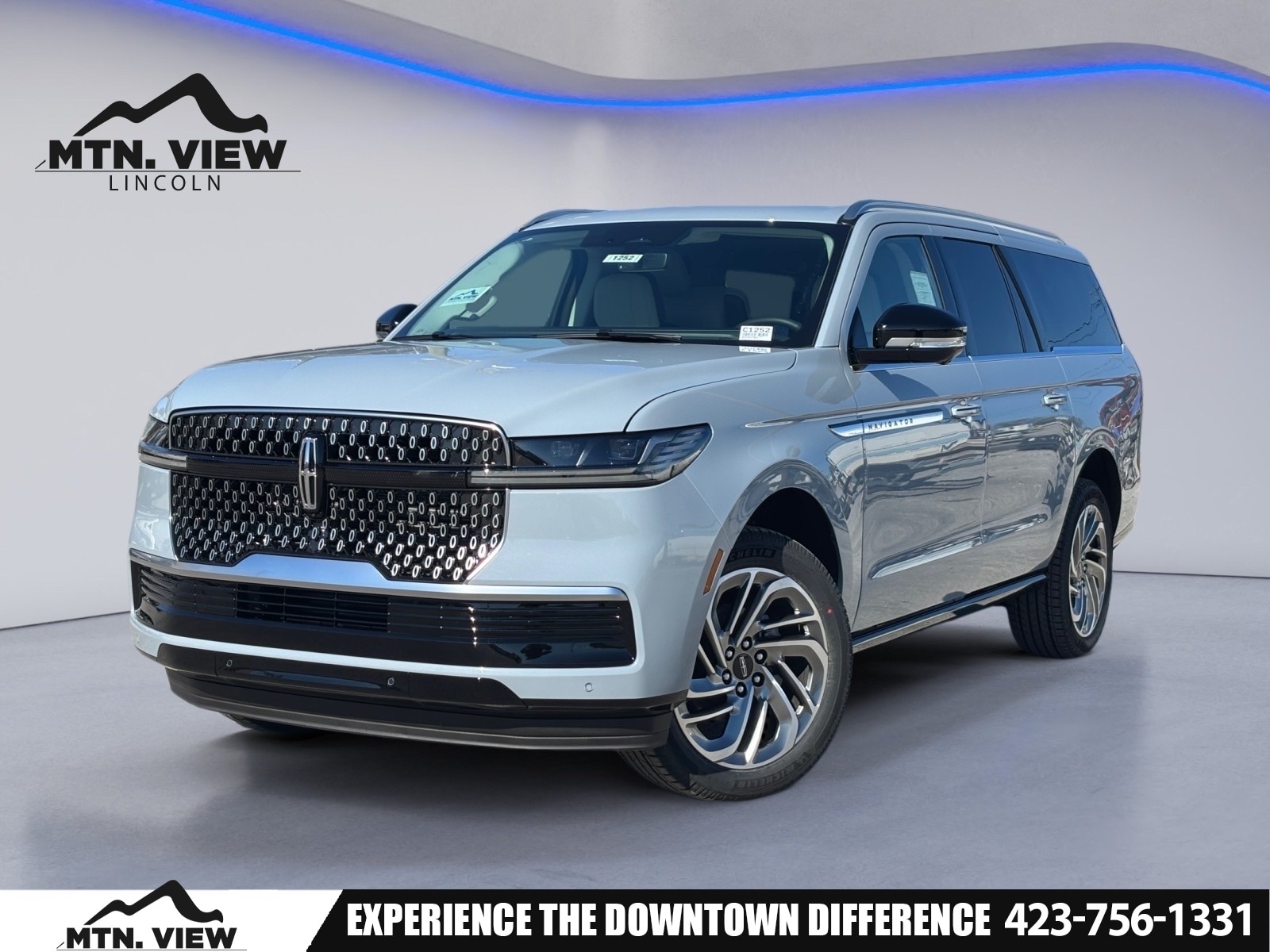 2025 Lincoln Navigator Reserve L's photo