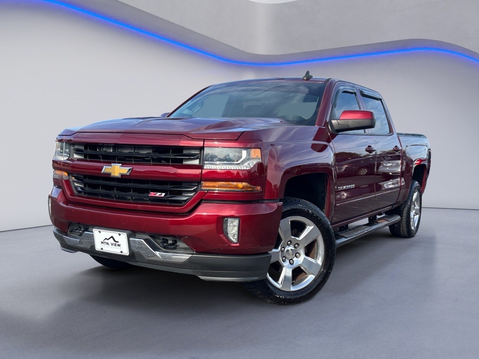 2016 Chevrolet Silverado 1500 LT2 photo 2