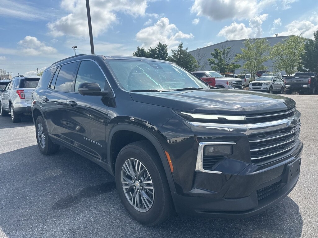Certified 2024 Chevrolet Traverse LT SUV