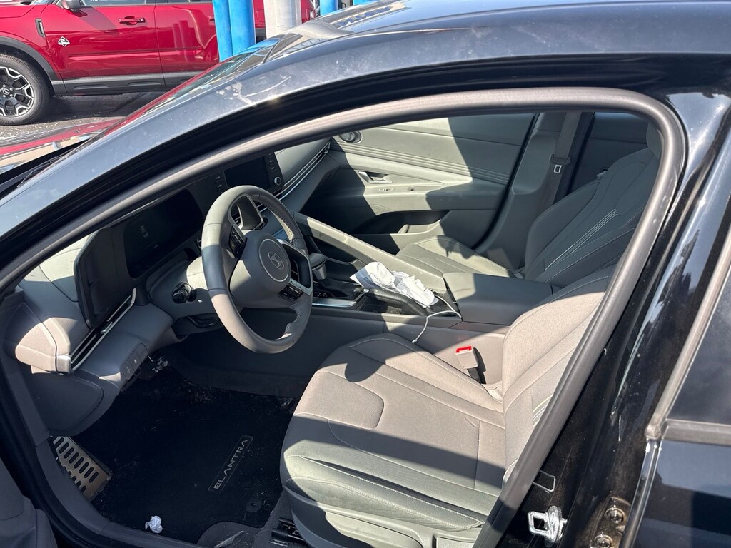 Certified 2025 Hyundai Elantra SEL Sport Sedan