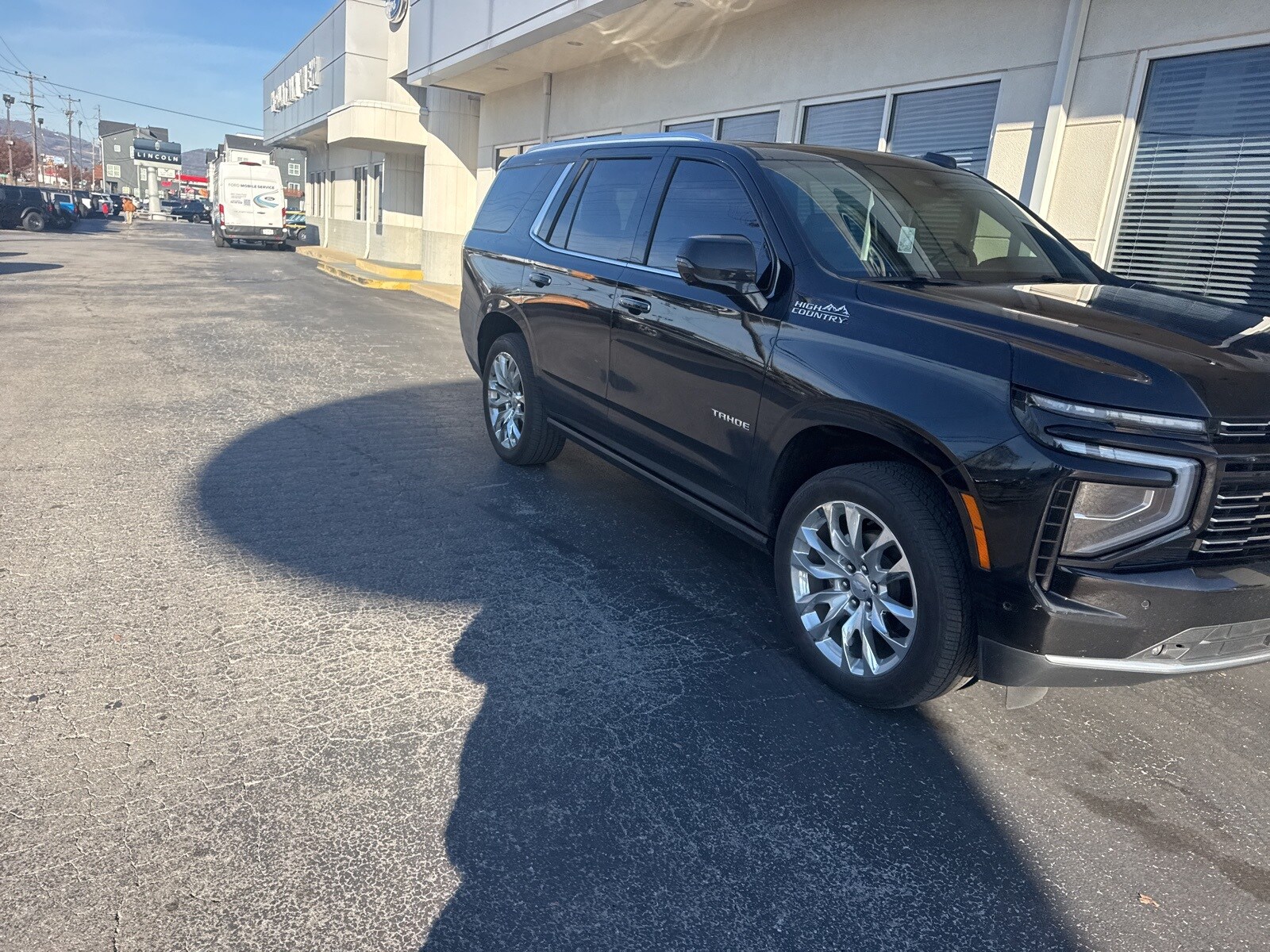 2025 Chevrolet Tahoe High Country photo 4