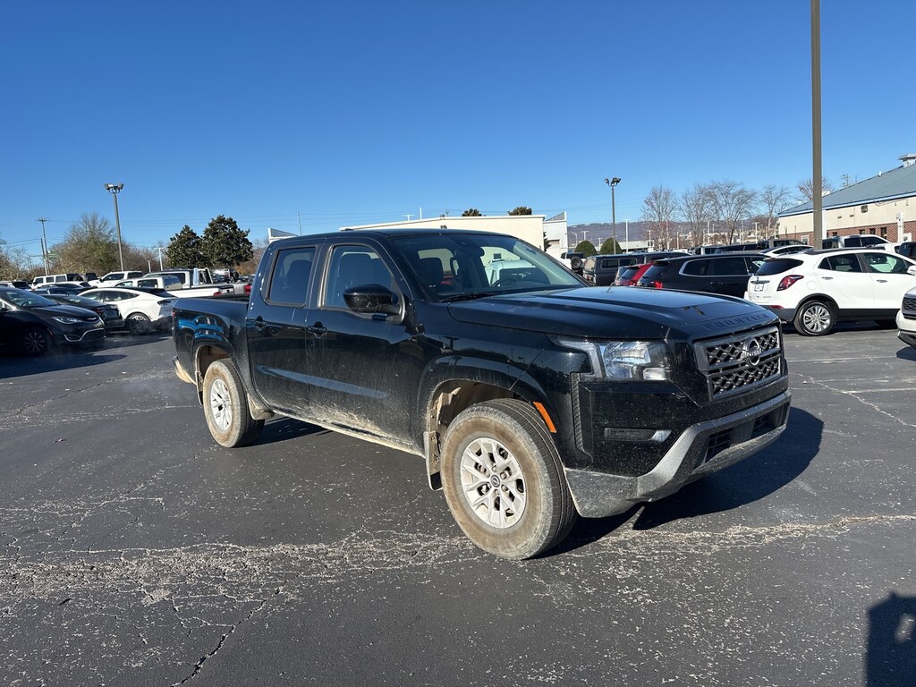 Used 2024 Nissan Frontier SV Truck Crew Cab