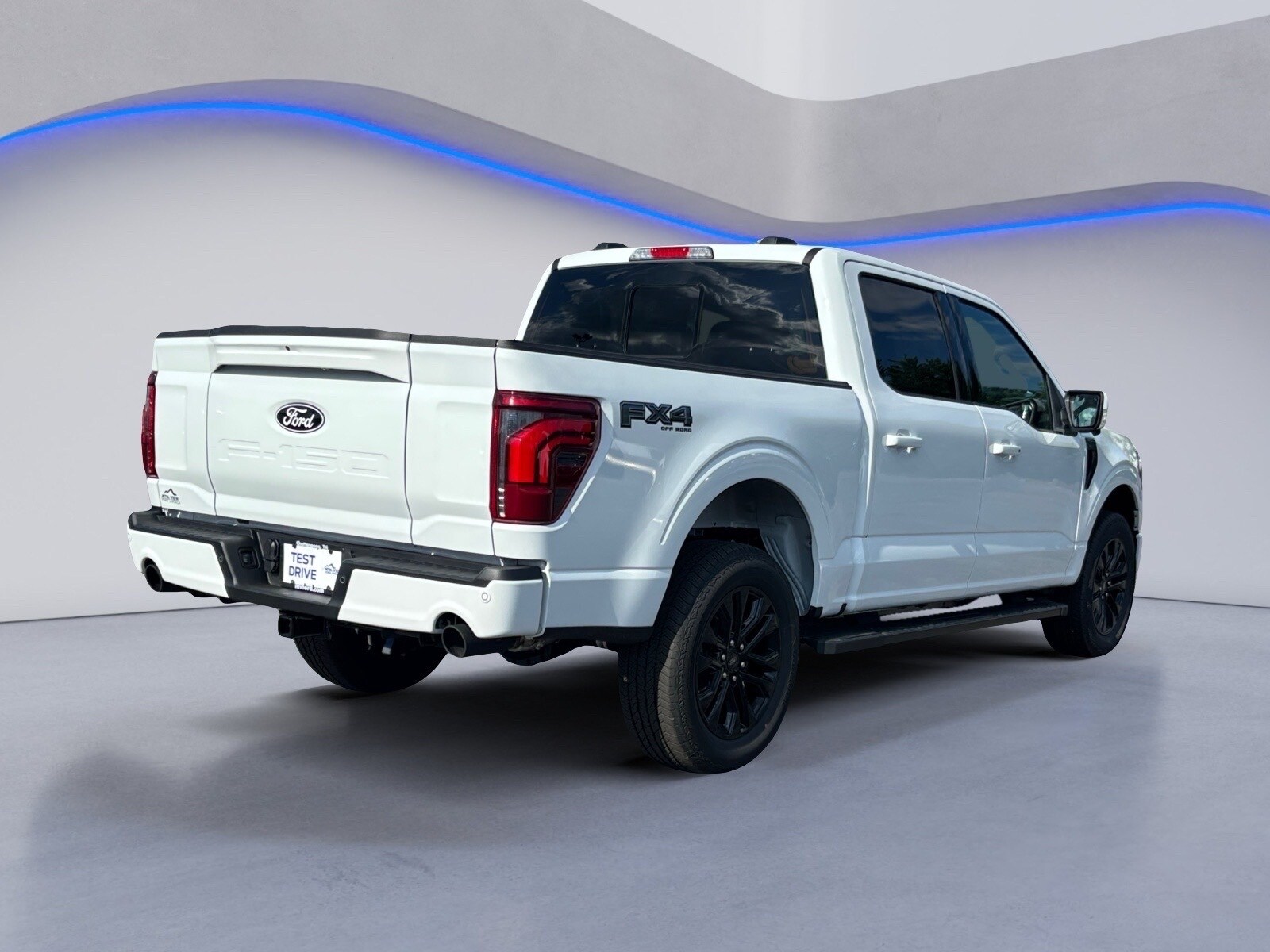 2025 Ford F-150 Lariat photo 4