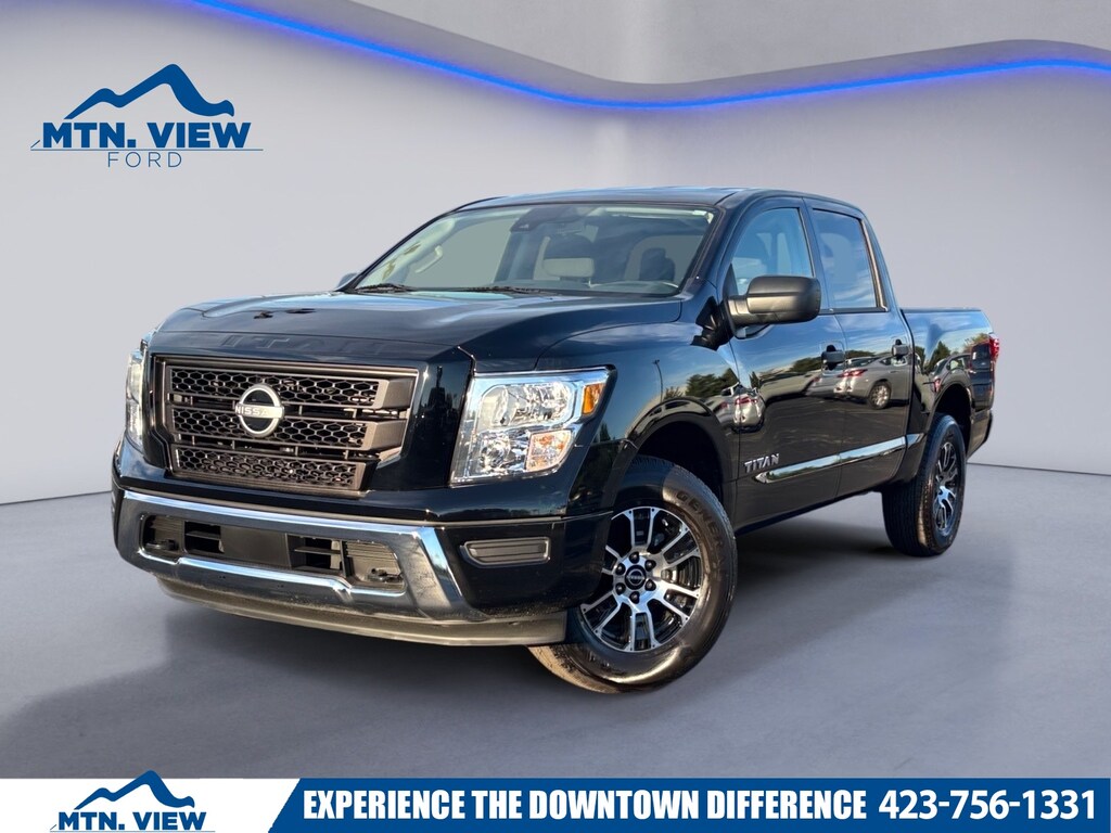 Used 2024 Nissan Titan SV Truck Crew Cab