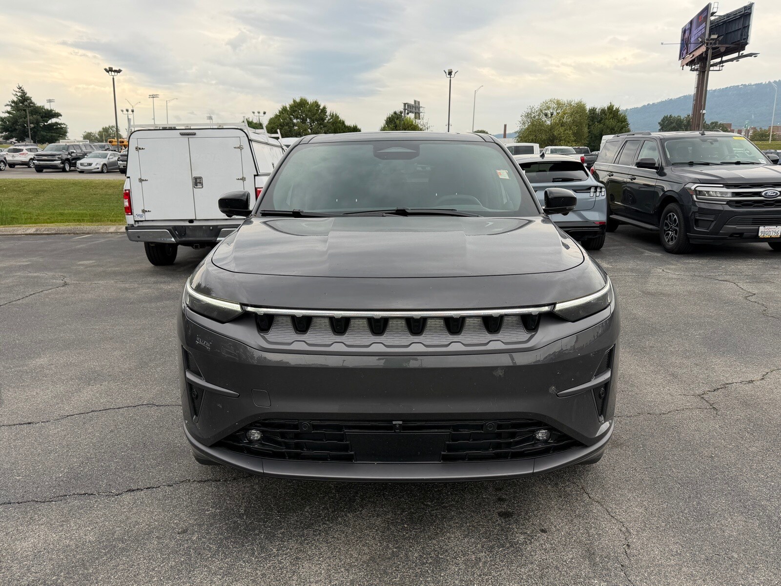 2024 Jeep Wagoneer S Launch Edition photo 2