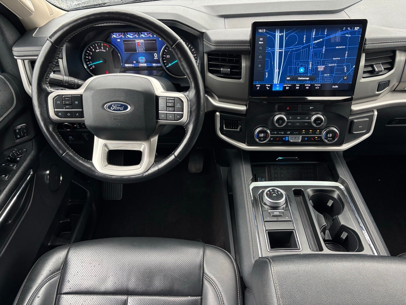 2023 Ford Expedition MAX XLT photo 3