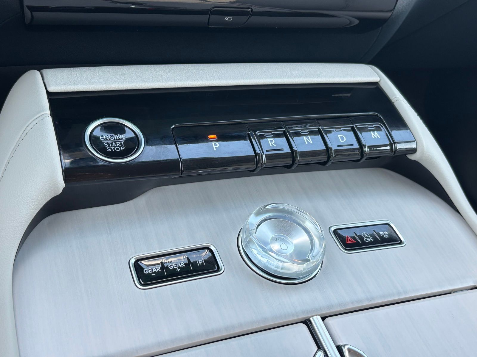 2025 Lincoln Navigator Reserve L - Photo 25