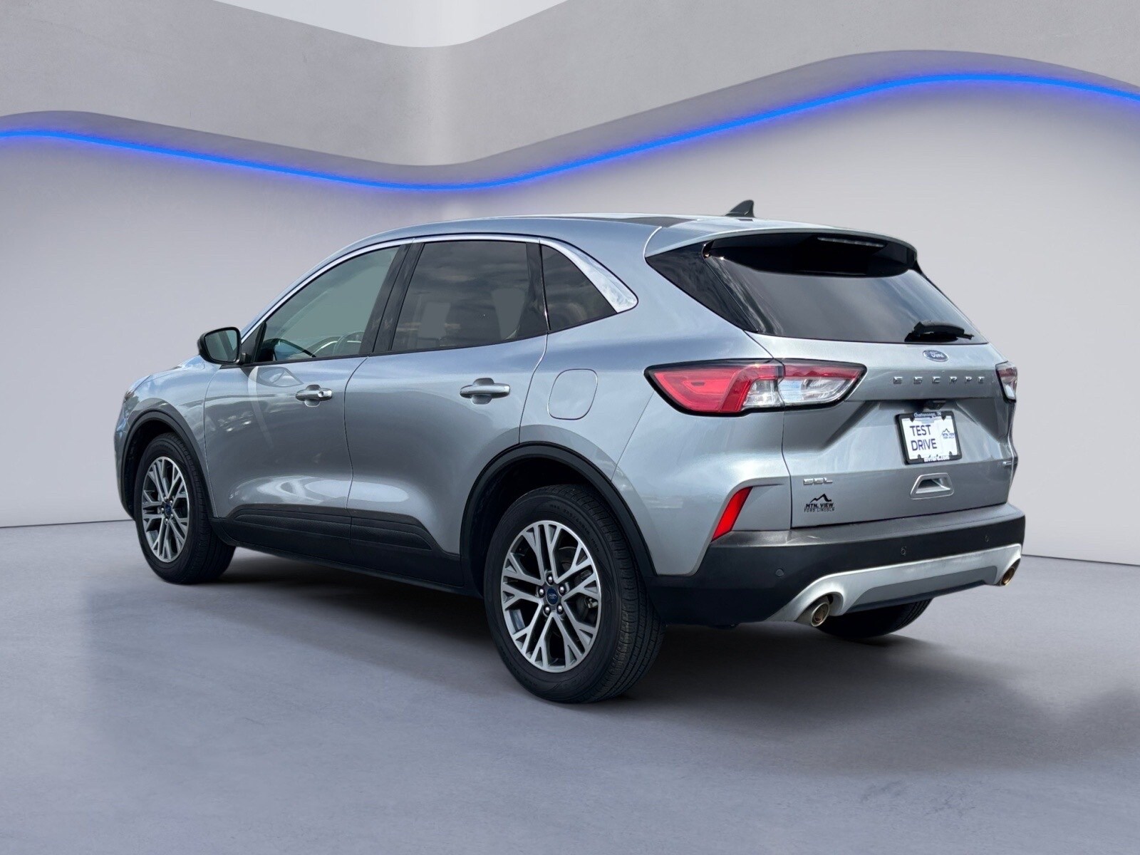 2022 Ford Escape Hybrid SEL photo 3