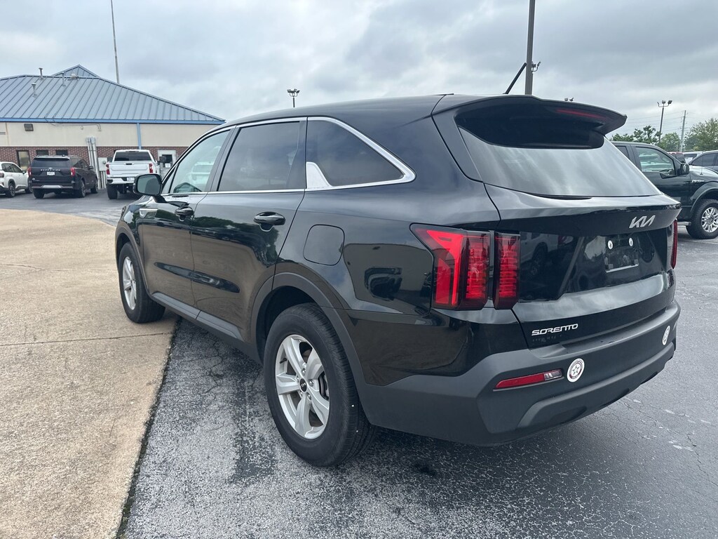 Certified 2023 Kia Sorento LX SUV