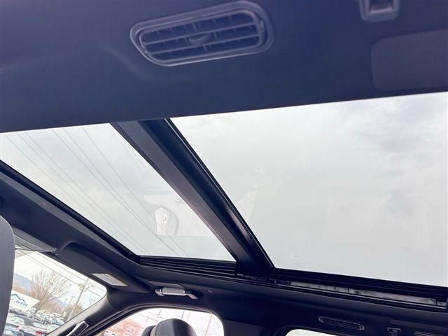 2026 Lincoln Navigator Reserve L - Photo 6