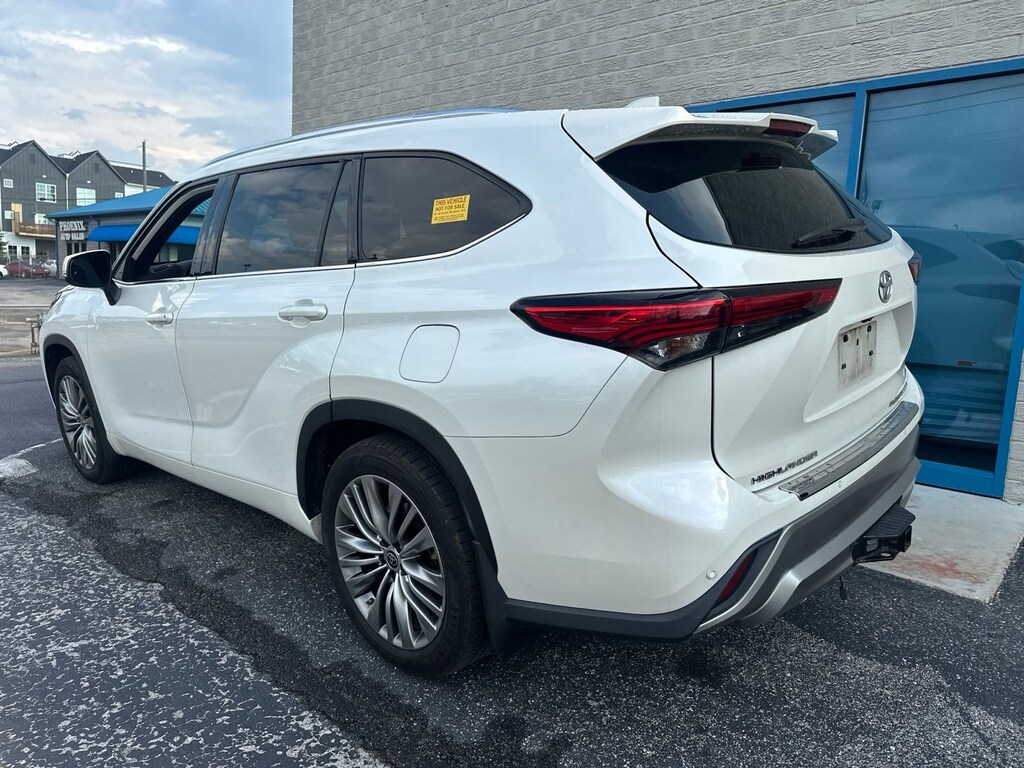 Used 2021 Toyota Highlander Platinum SUV