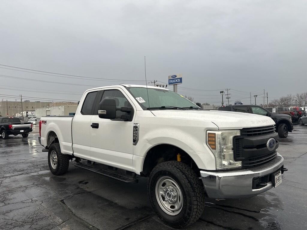Used 2019 Ford F-250SD XL Truck Extended Cab