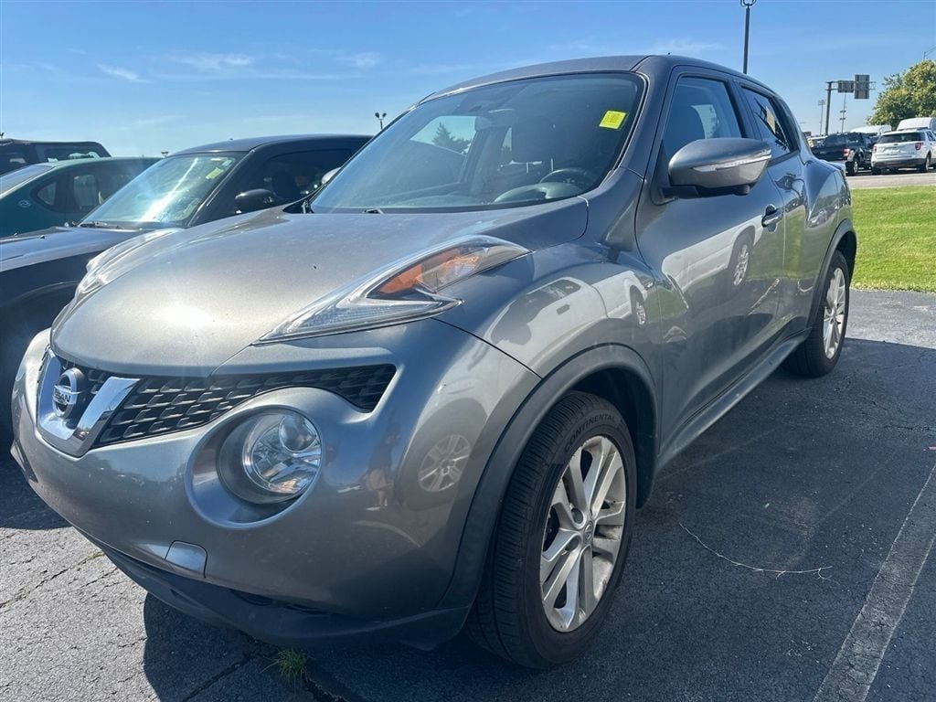 Used 2015 Nissan Juke SV