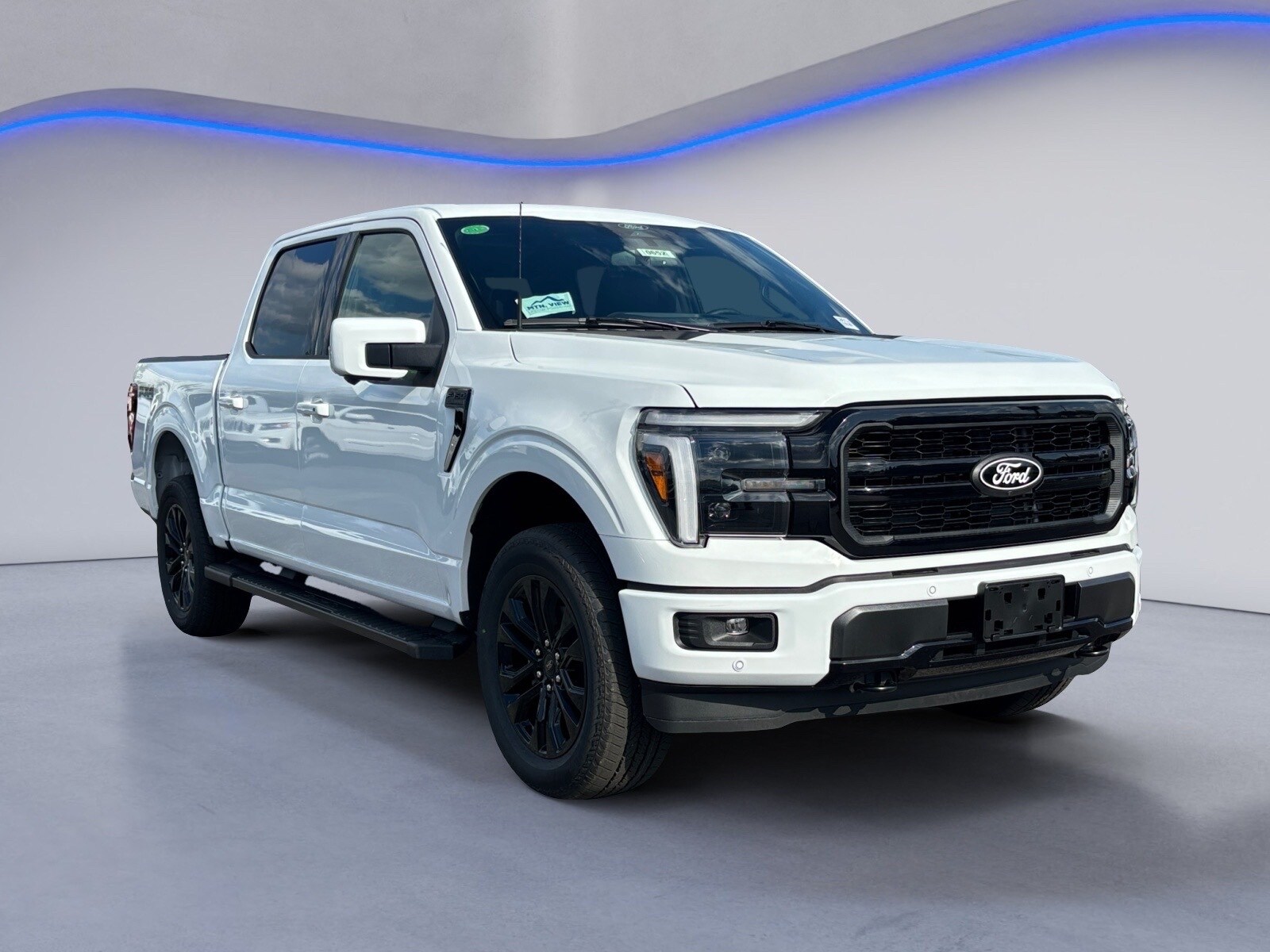 2025 Ford F-150 Lariat photo 3