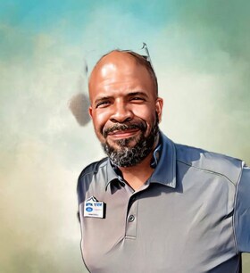 Staff member James Stalling from 7a86c0287033
