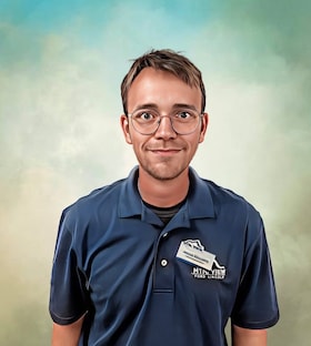 Staff member Jessie Merciers from 7a86c0287033
