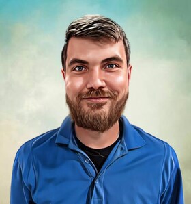 Staff member Austin Hoeldt from b3f752447607