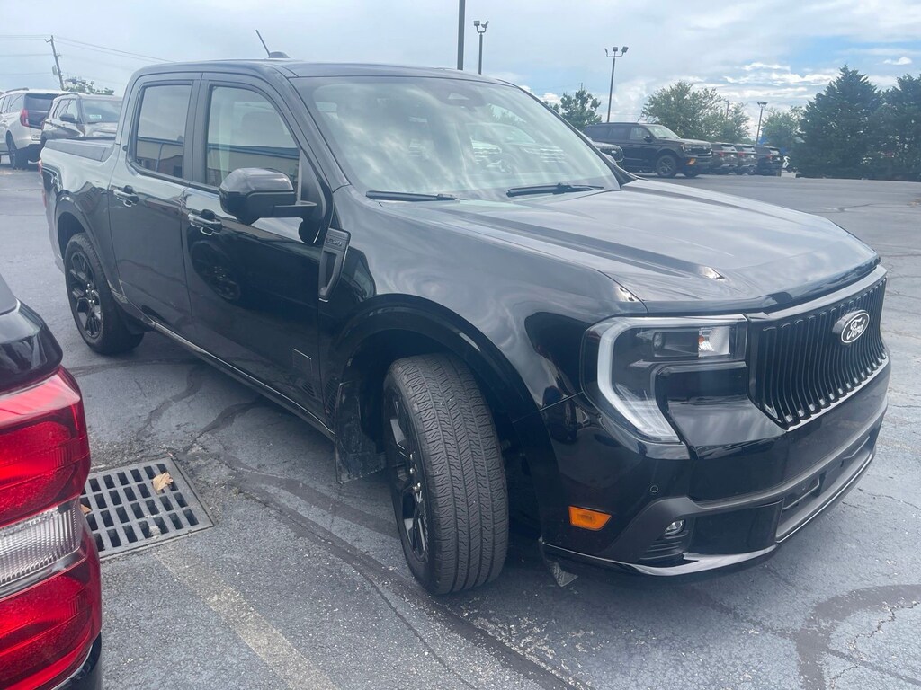 Certified 2025 Ford Maverick Lobo High Truck Crew Cab