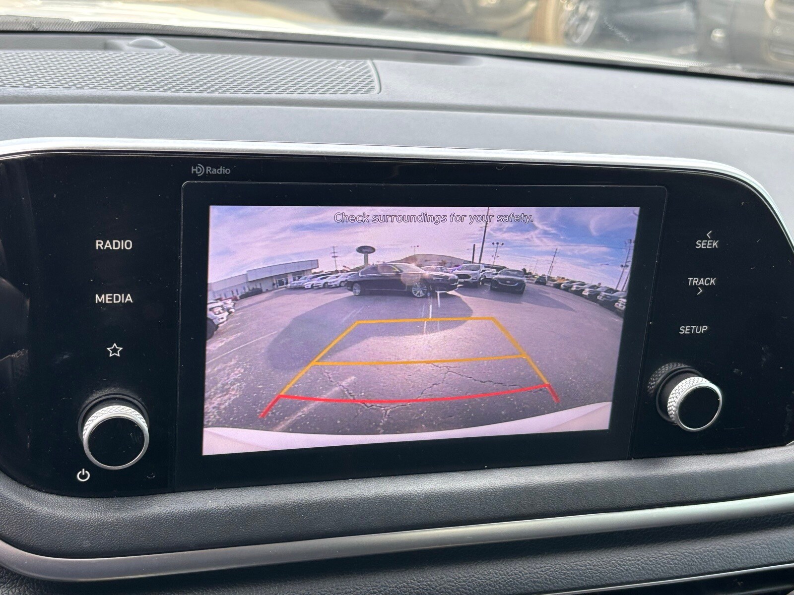 2022 Hyundai Sonata SE photo 4