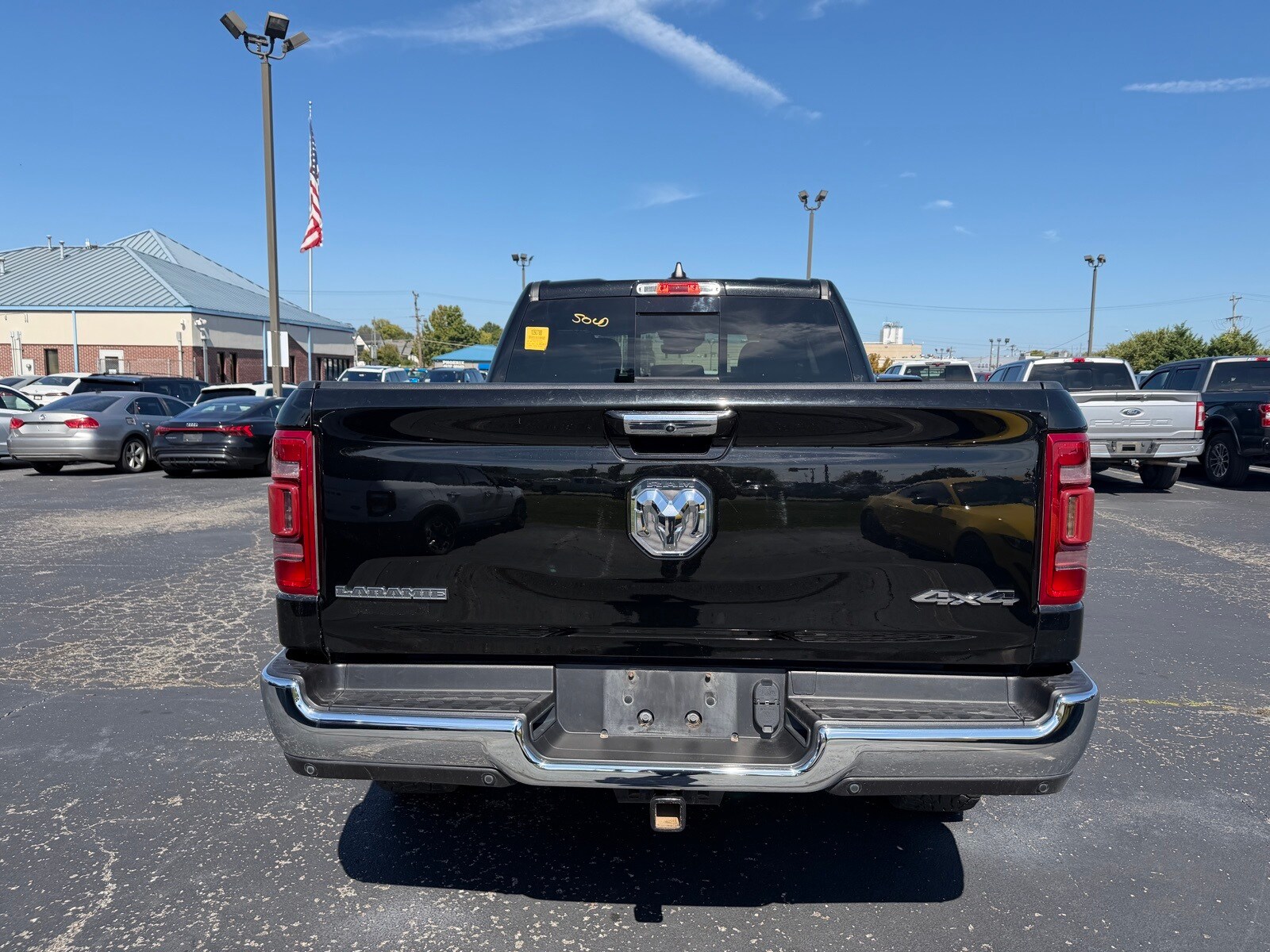 2022 Ram 1500 Laramie photo 3