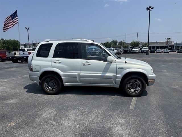 Used 2005 Suzuki Grand Vitara EX with VIN JS3TE62V254201426 for sale in Minneapolis, MN