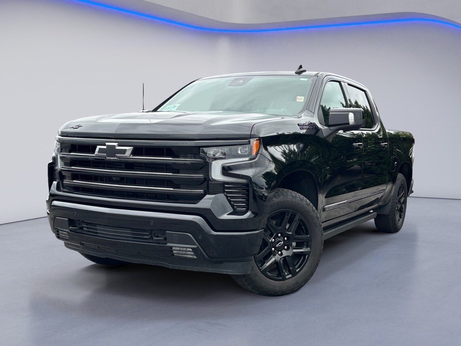 2024 Chevrolet Silverado 1500 High Country photo 2