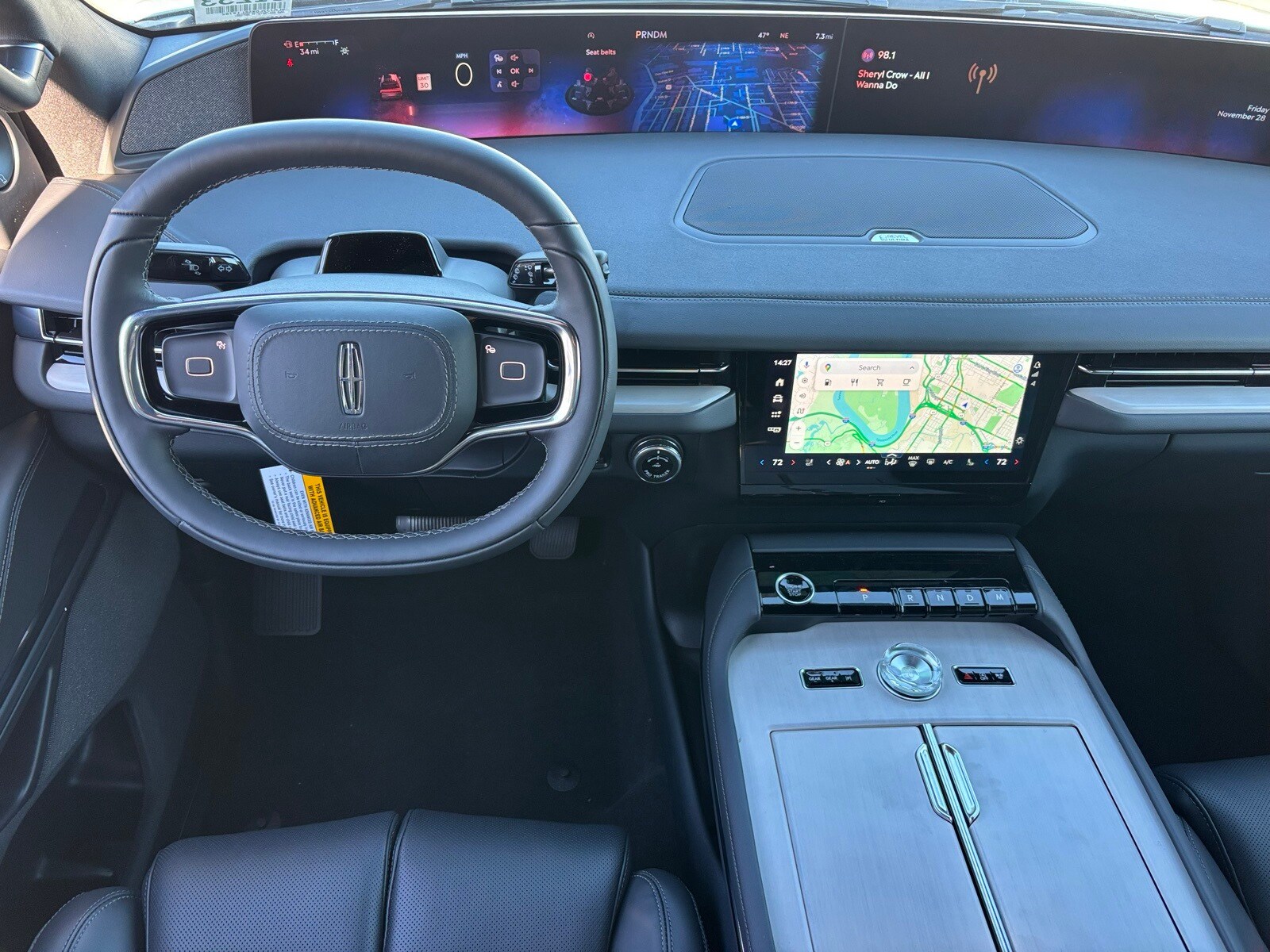 2025 Lincoln Navigator Reserve photo 3