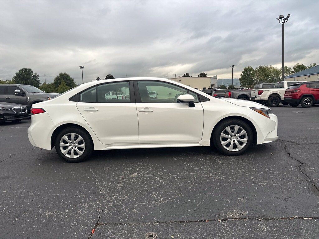 Certified 2024 Toyota Corolla LE Sedan