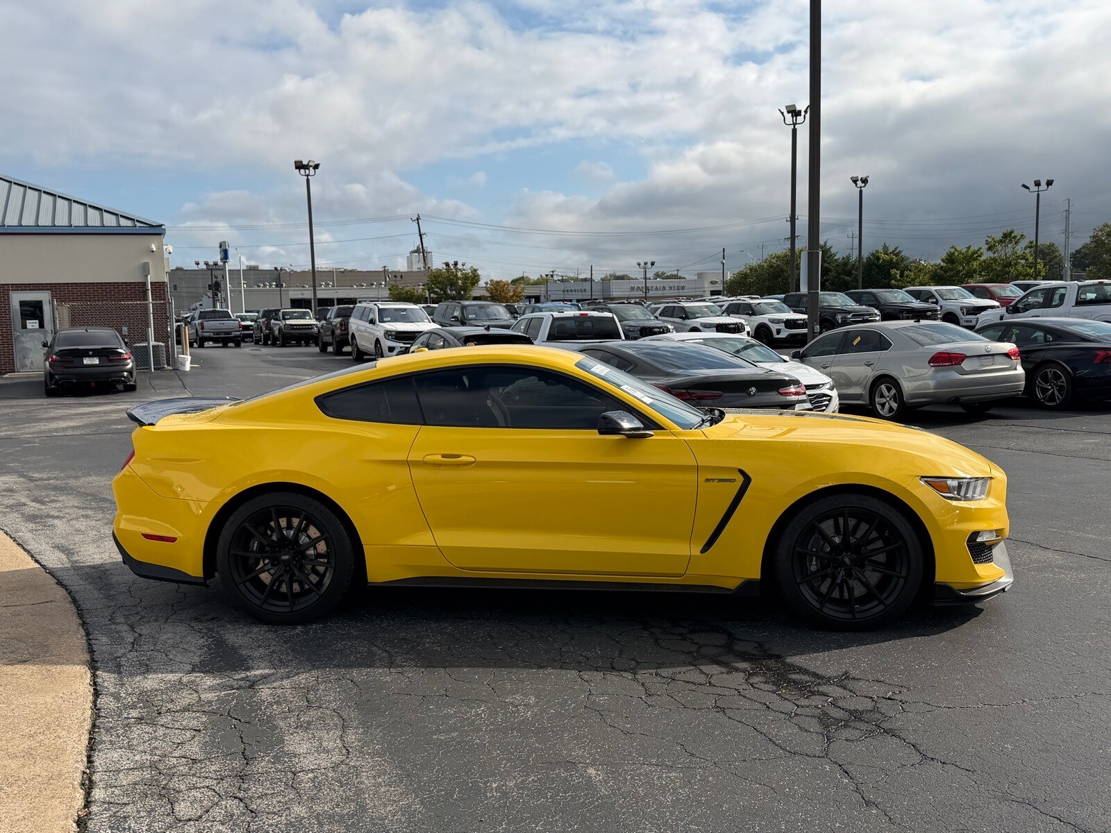 2017 Ford Mustang Shelby GT350 photo 3