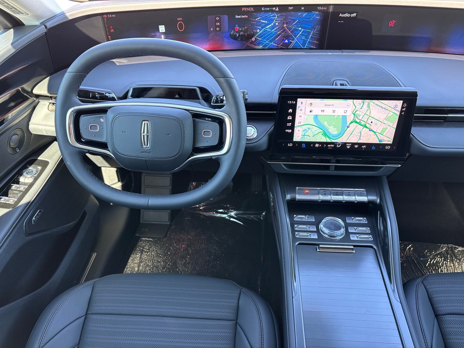 2026 Lincoln Nautilus Reserve photo 3