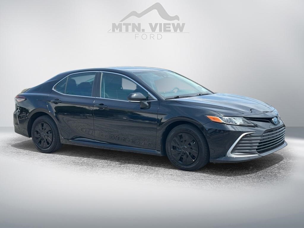 Used 2022 Toyota Camry LE with VIN 4T1C31AK6NU580280 for sale in Chattanooga, TN