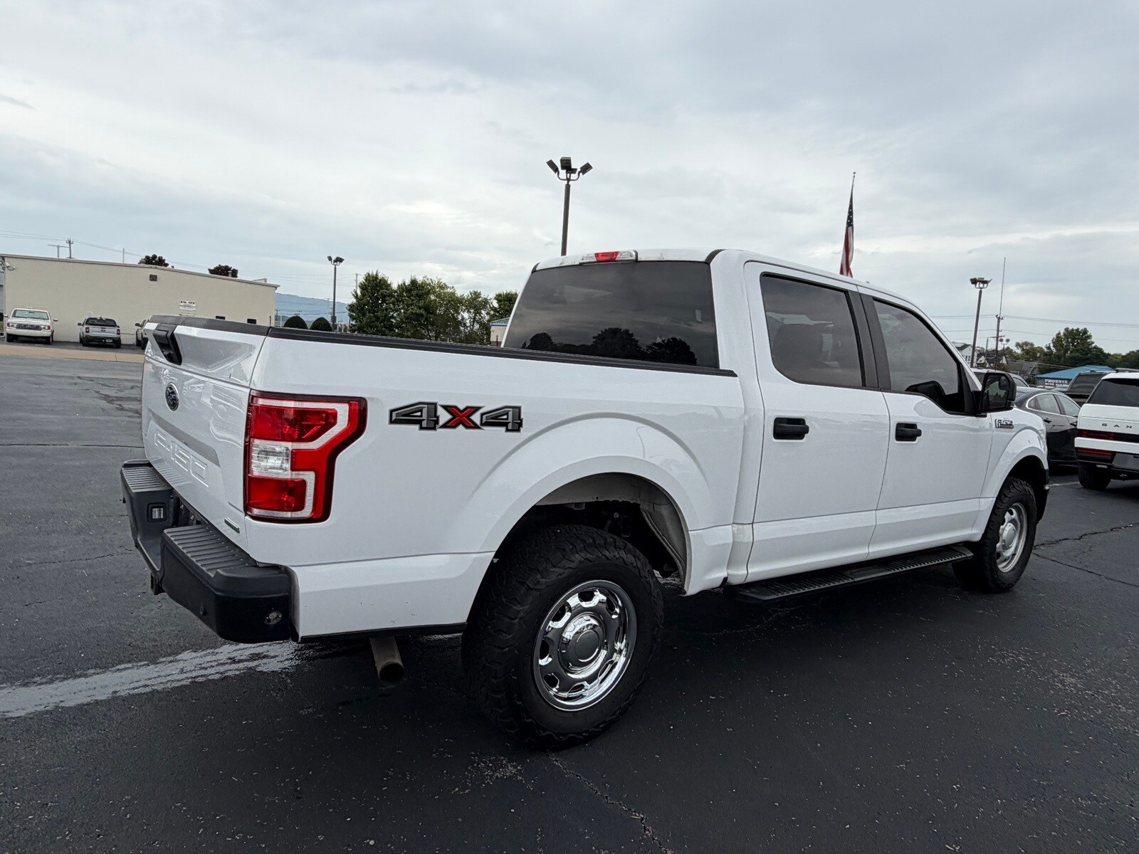 2020 Ford F-150 XL photo 3