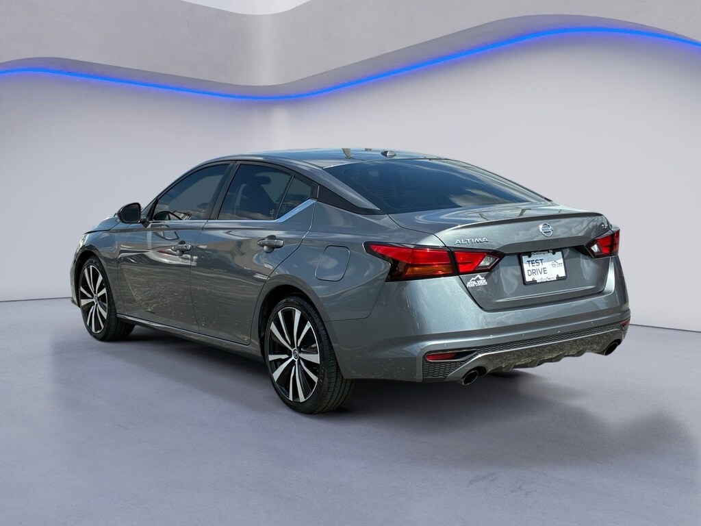 Used 2021 Nissan Altima 2.5 SR Sedan